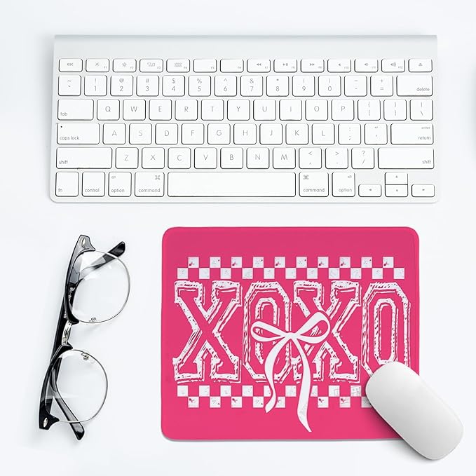 Pink Retro XOXO Mouse Pad,Coquette Valentines Varsity Desk Mat,Retro Valentine's Day Mouse Pad for Dorm Home Office Decor,Valentine's Day Gift,10.2x8.3 Inch